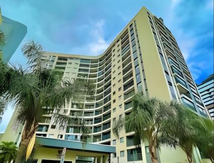 Vila Izabel Apartment | ESPLÊNDiDO, apto com suíte, ar cond, e garagem!