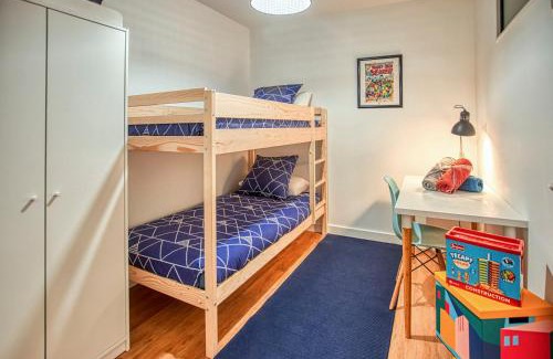 Angouleme Apartment | Esprit BD & Confort à Angoulême - Comme à la Maison