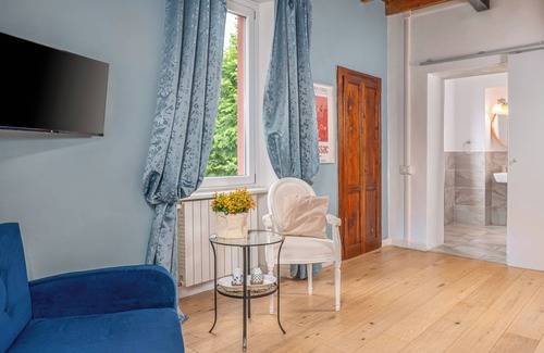 Molina Hotel | Essentia Guest House