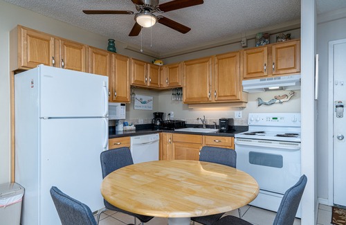 South Island Condo | Estero Beach and Tennis