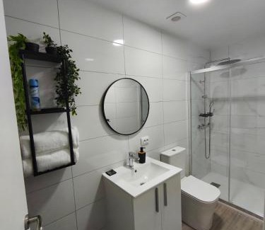 La Jonquera Apartment | Estudio moderno con WiFi y aire acondicionado Centro de La Jonquera junto a la frontera