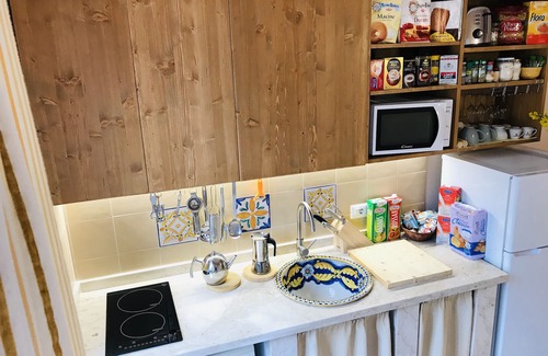 Stazzo Apartment | Etna Taormina apartment with private kitchen, including Etna Siracusa, Catania