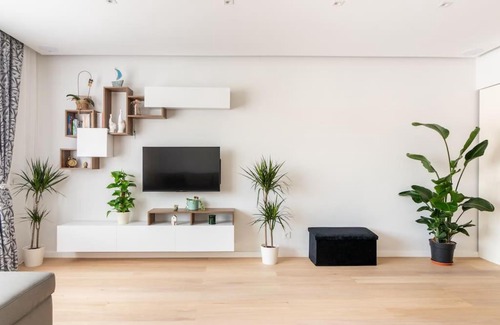European Quarter Apartment | European heart 2-bedroom flat.