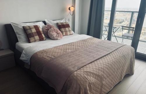 Nivy Apartment | EuroveaGreyLuxury