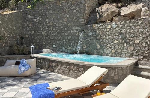 Forio Apartment | Evelyns Pool Garden