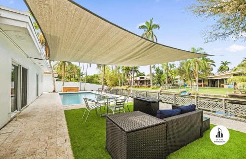 Ojus House | Events Welcome - Upscale Venue - Pool, Valet & More