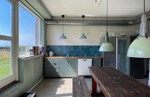 Borre Villa | Eventyrligt og rummeligt hus med havudsigt