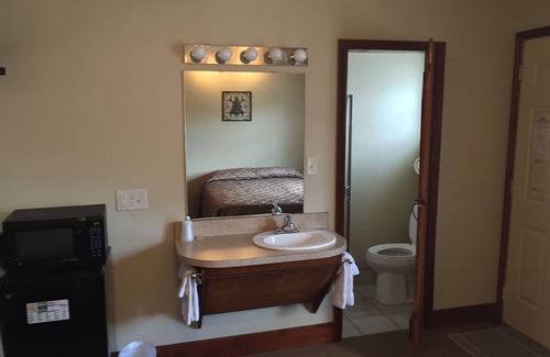 Osceola Hotel | Evergreen Inn