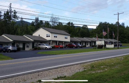 Jefferson Hotel | EVERGREEN MOTEL