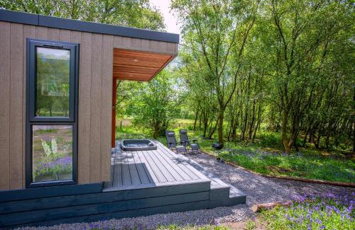 Benderloch Apartment | Ewe pod, luxury glamping pod with hot tub, Croft4glamping