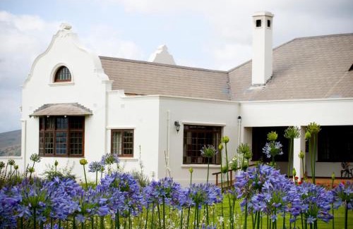 Ashton House | Excelsior Manor Guesthouse