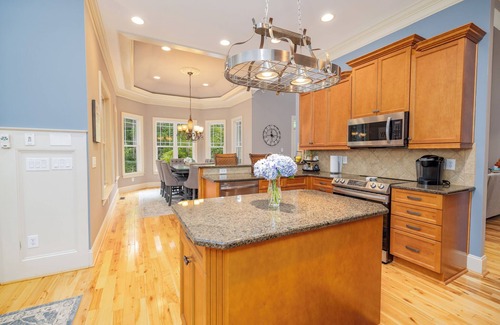 Macon House | Exceptional! Beautiful Deep Water - Boathouse, Hot Tub, Fire Pit on Lake Gaston!