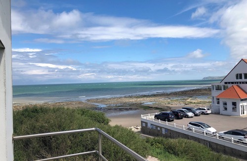 Audinghen Villa | Exceptional location for this family villa on Cap Gris Nez, facing the sea