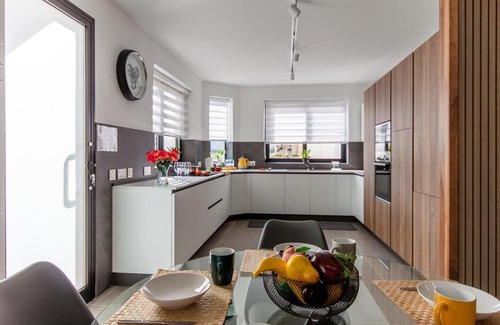 San Tumas Apartment | Exceptional Sunlit Apart Marsaskala Bay - Happy Rentals
