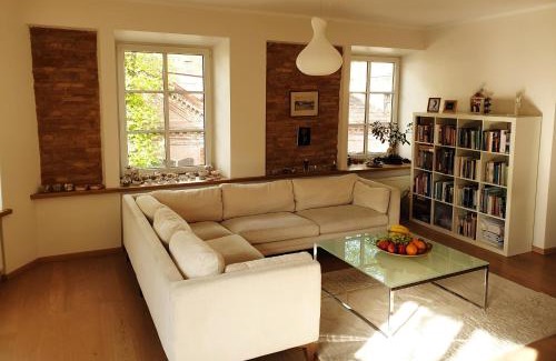 Uzupis Apartment | Exceptional Uzupis Bridge 3 bedroom apartment