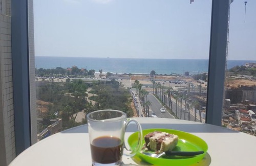 Hadera Apartment | Exceptional view facing sea of Givat Olga Hadera