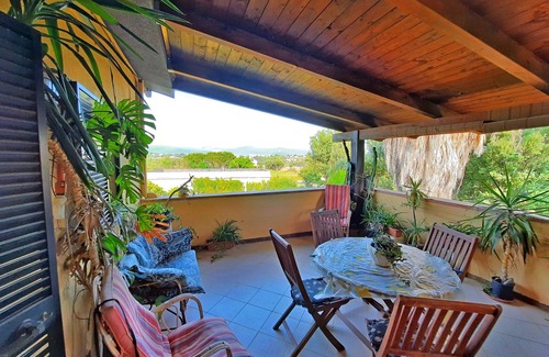 Su Forti Apartment | Exclusive apartment in a villa just a stone's throw away from the beach.