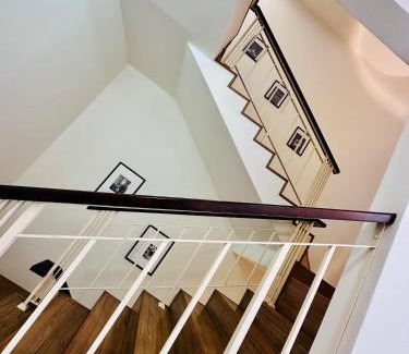 Batu Ferringhi Villa | Exclusive Luxury 2MIN Walk to Beach & Night Market