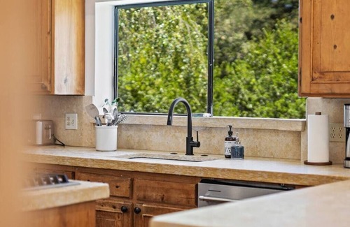 Aptos House | Exclusive Modern Retreat- The Johanna House