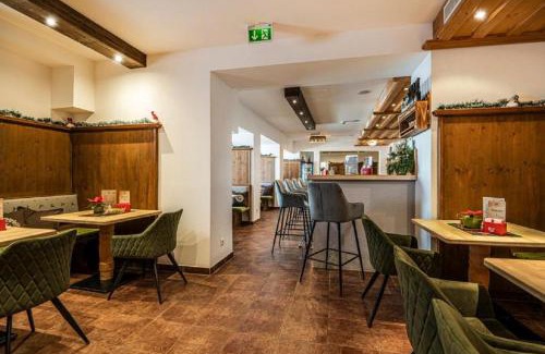 Bad Gastein Apartment | Exclusive Panorama Spa Suiten DAS SCHILLER