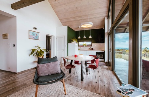 Budajeno Ski Chalet | Exclusive village guest house close to Budapest with awesome pool.