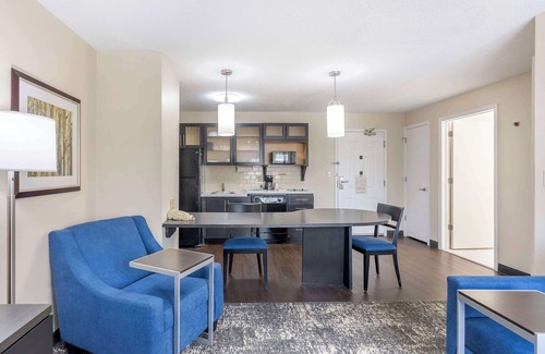 Horsham Hotel | Executive Residency by Best Western Philadelphia-Willow Grove