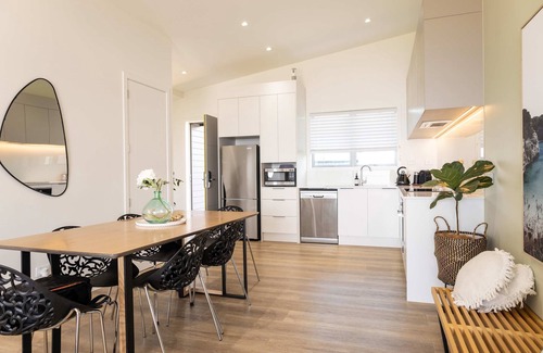 Ngongotaha House | Exhale Rotorua: Jandals & Joy Lakefront Retreat