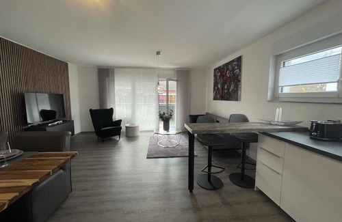 Losheim am See Apartment | Exklusive Wohnung Zentral mit großem Balkon