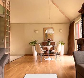 Manebach House | Exklusives Ferienhaus Conradshöh mit Sauna und Terrasse