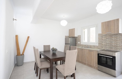 Plintri Apartment | Experience Ruby Paradise w Shared Pool