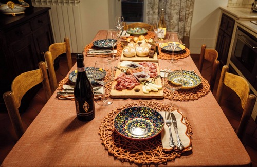 Montespertoli Villa | Experience The Tuscan Lifestyle at Casa Alina.