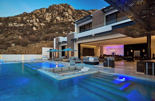 Pedregal Villa | Experience unparalleled luxury in this 11-bedroom villa located in Cabo’s exclusive Pedregal distric