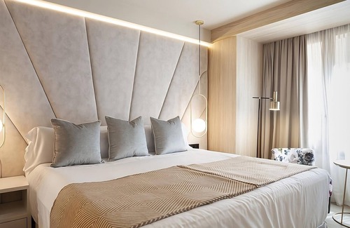 Sant Nicolau Hotel | Explore More of Palma! 3 Pet-friendly Units, Minutes Away from Cala Major