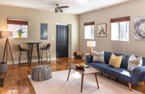 Pendleton House | Explore OTR and Downtown from a Parkside Condo