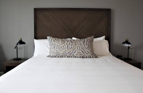 Winters House | Explore Winters Putah Creek Nature Park! Free Parking, Pets are Welcome!