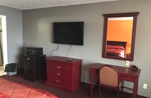 Bay City Hotel | Express Inn - Bay City