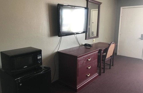 Bay City Hotel | Express Inn - Bay City