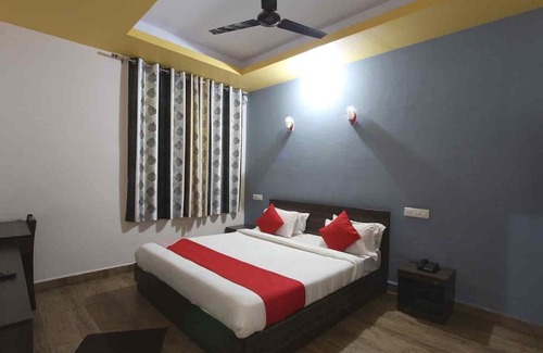 Mahipalpur Hotel | Express inn