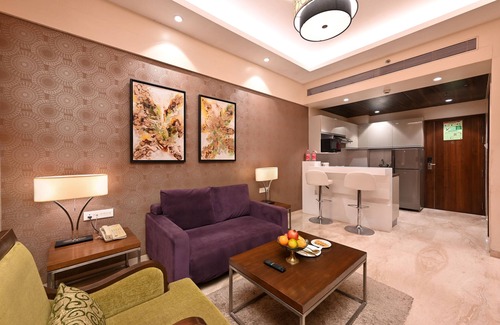 Nashik Hotel | Express Inn The Business Luxury Hotel