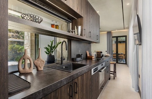 Karpathos Town Villa | Exquisite Karpathos Villa | Villa Calista | 2 Bedrooms | Breathtaking Aegean.