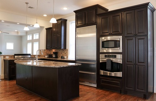 Boulevard Oaks House | Exquisite Luxury Retreat with Stunning Views