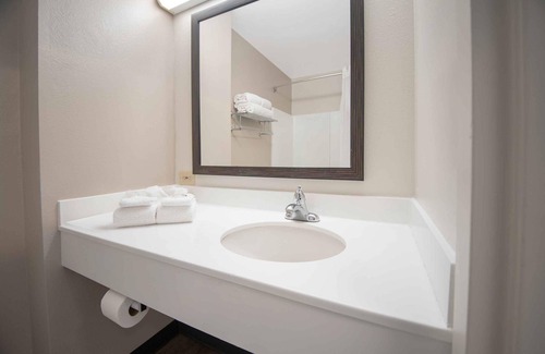 Hunt Club Hotel | Extended Stay America Suites West Palm Beach Northpnt Corpor