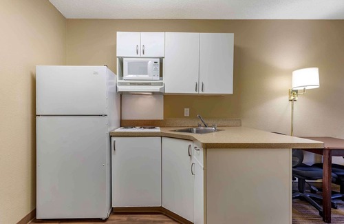 Gateway Hotel | Extended Stay America Suites Austin Northwest/Arboretum