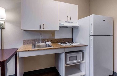 Hopelawn Hotel | Extended Stay America Suites Edison Raritan Center