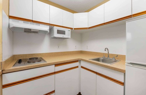 Southside Hotel | Extended Stay America Select Suites - Jacksonville - Baymeadows