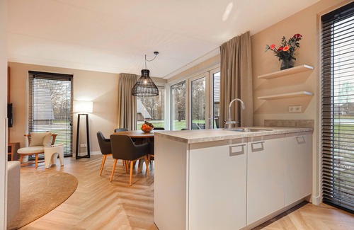 Aalden House | Extra luxury 6-person bungalow in the holiday park Landal Aelderholt