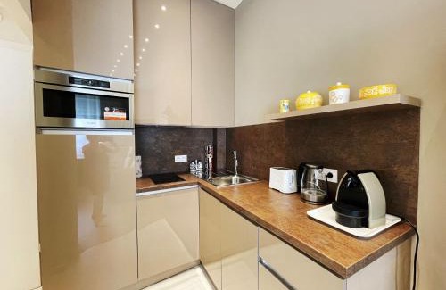 Eze Apartment | Ezevacances Studio Capuccino vue mer 5 mn plage 7 mn gare Wifi