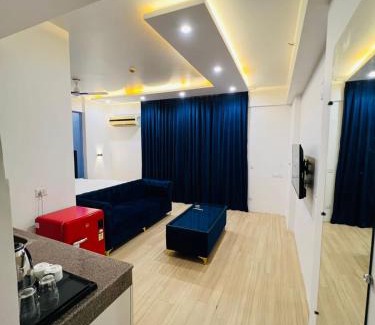 Gomti Nagar Apartment | EzyStay Boutique Suites