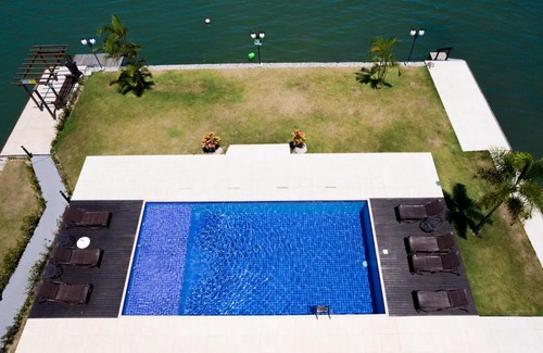Caieira Apartment | Férias no paraíso! Um mar pra chamar de seu!