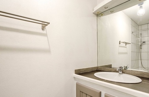 Flers Apartment | F2 Appart Rénové au Calme Proche Gare et Commerces